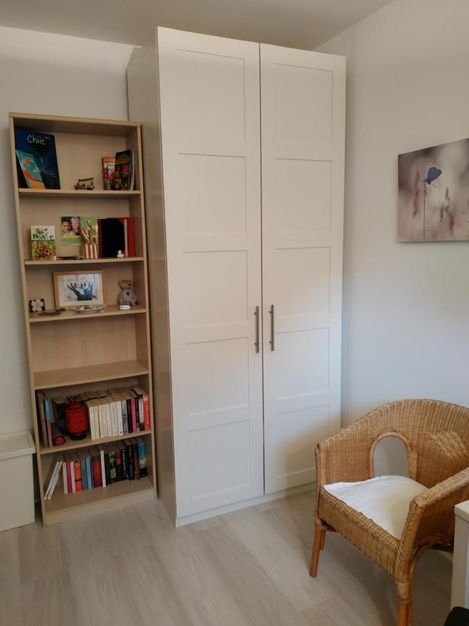 Bed & Breakfast Bonn 24 Mai Bis14 Juni Mit Hund In Der Wohnung Εξωτερικό φωτογραφία